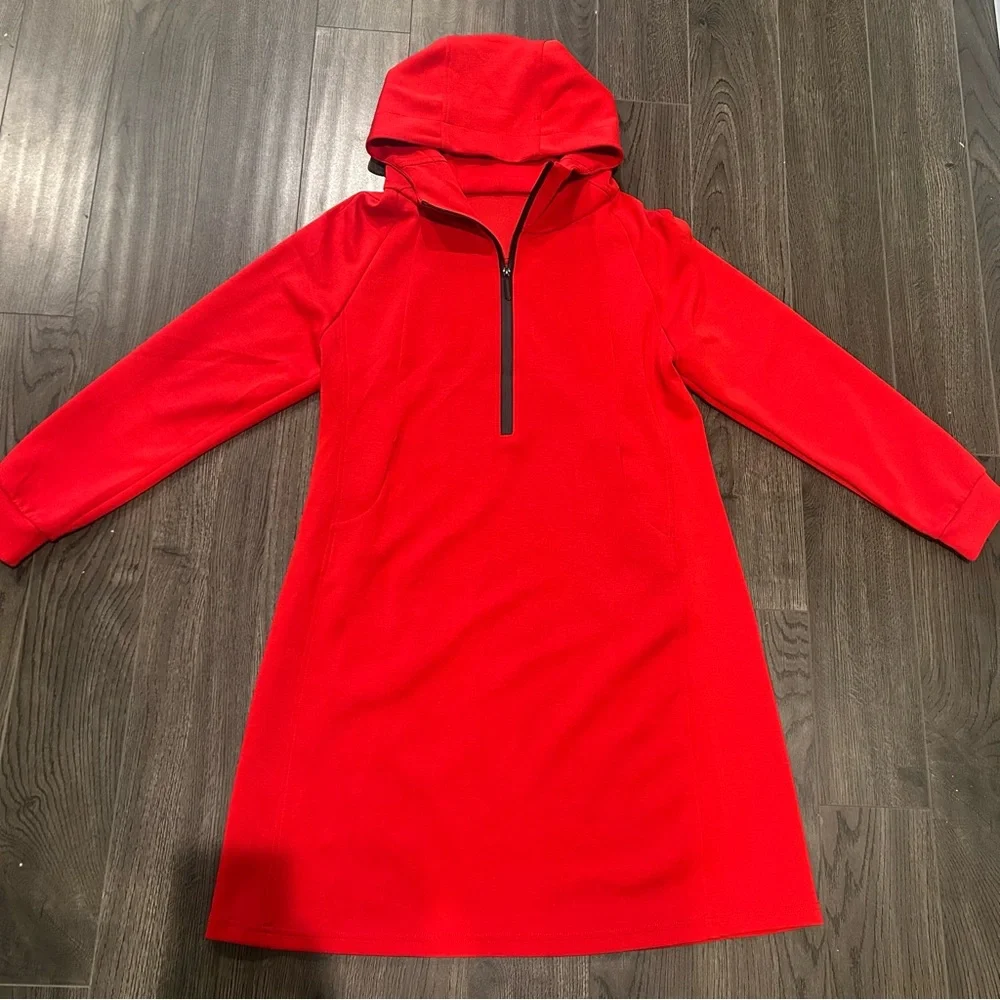 Red Hooded Dress with Zipper - Picture 4 of 11